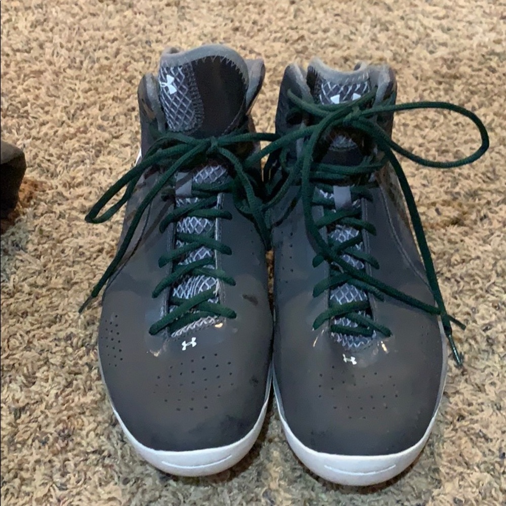 Shaggy basketball shoes